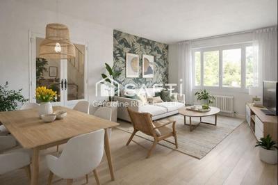 Maison - 101 m² - 5 pièces