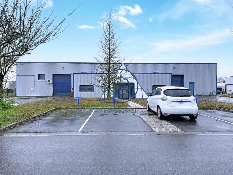 Local d'activités - 3 870 m²