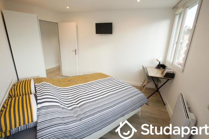 Chambre - 10 m² - 1 pièce