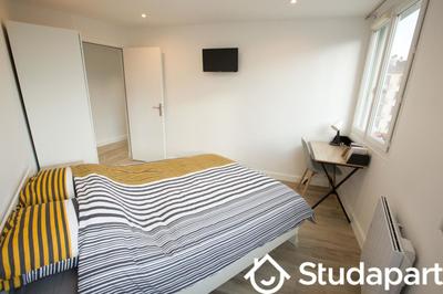 Chambre - 10 m² - 1 pièce