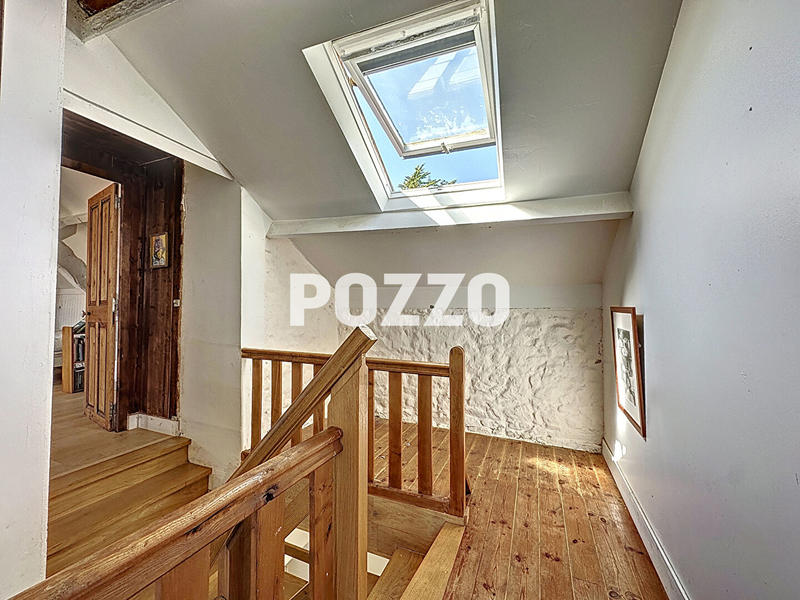 Maison - 160 m² - 6 pièces