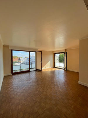 Appartement - 126 m² - 5 pièces