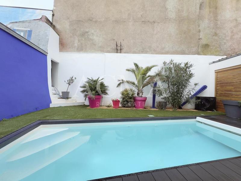 Maison de maîtres - 310 m² - 9 pièces