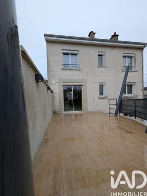 Maison - 101 m² - 6 pièces