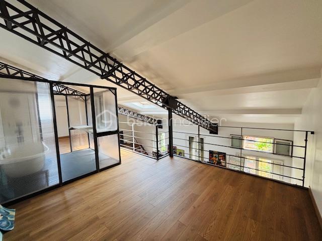 Maison en pierre - 120 m² - 4 pièces