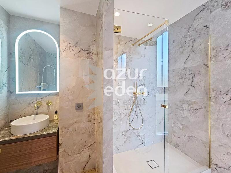 Appartement - 100 m² - 4 pièces