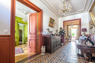 Maison - 262 m² - 10 pièces