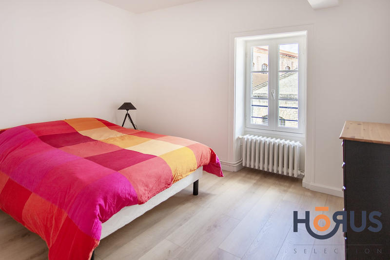 Viager - Maison - 151 m² - 6 pièces