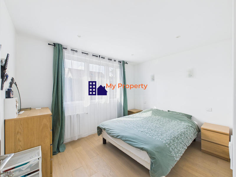 Maison - 152 m² - 7 pièces