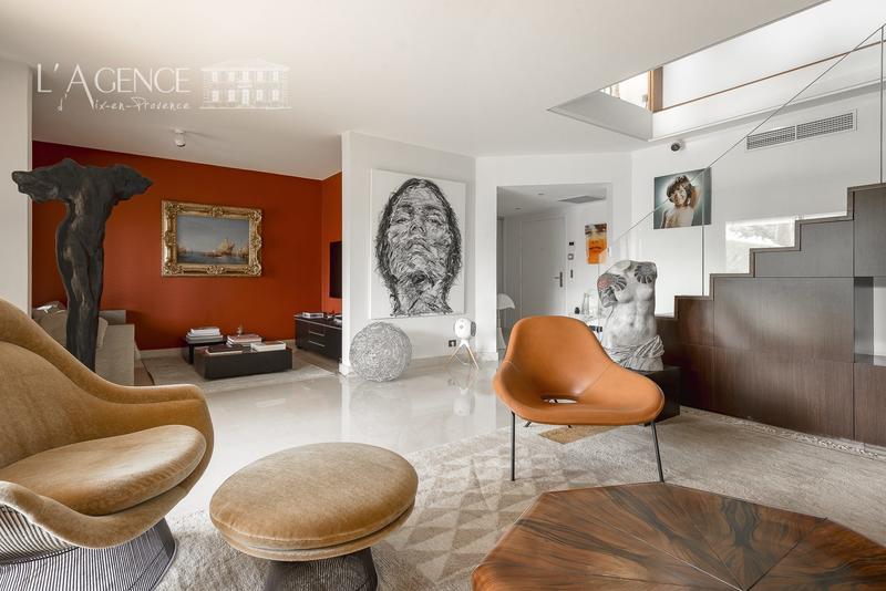 Duplex - 183 m² - 6 pièces