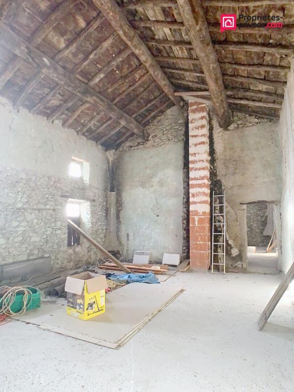 Maison - 95 m² - 8 pièces