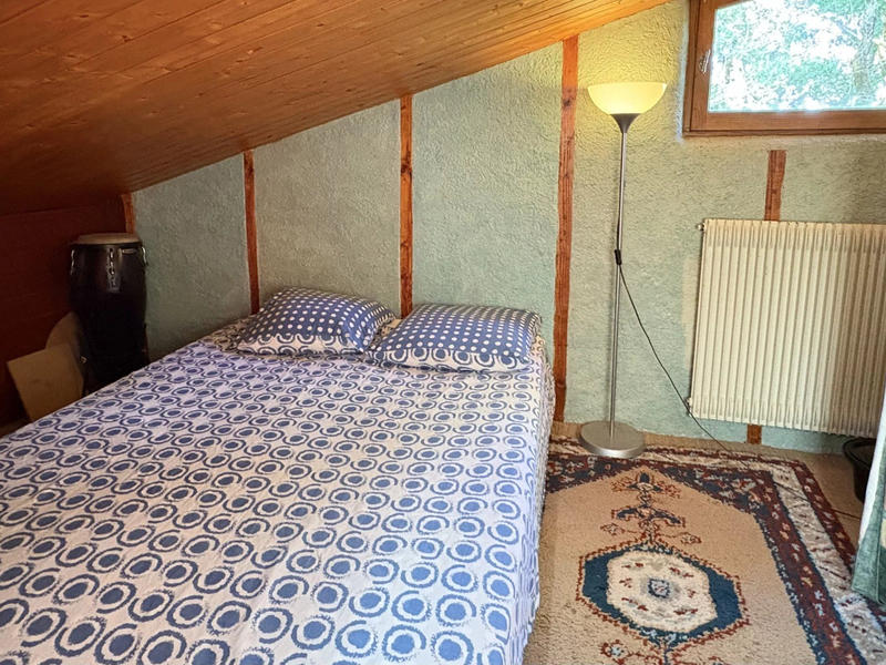 Maison - 225 m² - 9 pièces