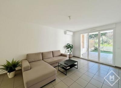 Appartement - 83 m² - 4 pièces