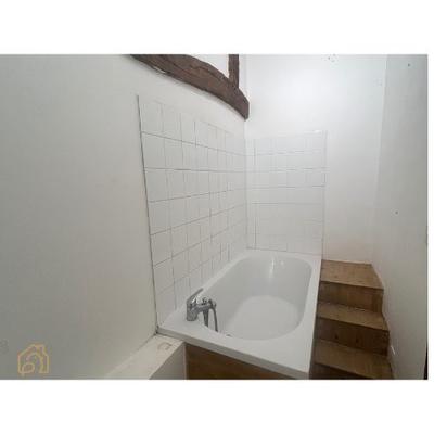 Maison ancienne - 82 m² - 3 pièces