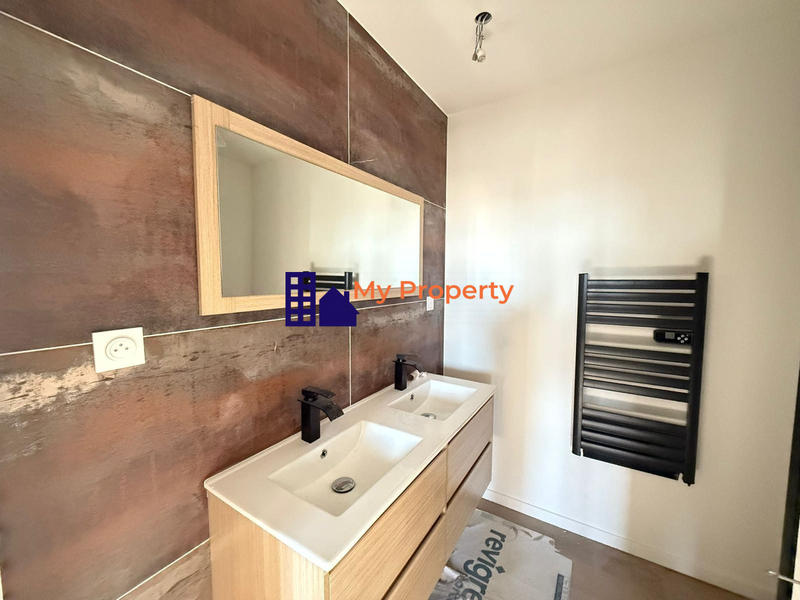 Appartement - 79 m² - 3 pièces