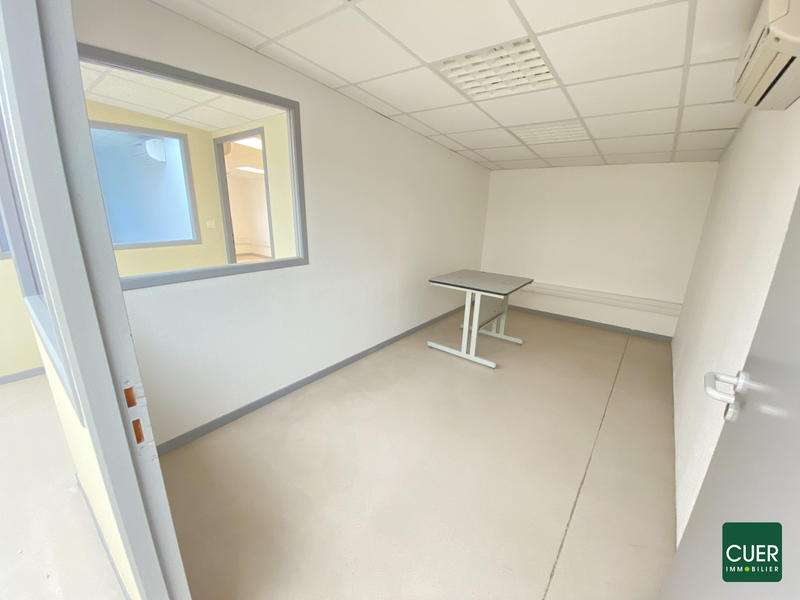 Local commercial - 220 m²