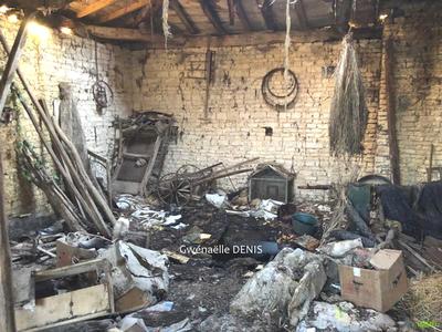 Maison - 250 m² - 3 pièces