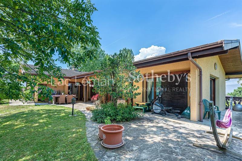 Maison - 225 m² - 6 pièces