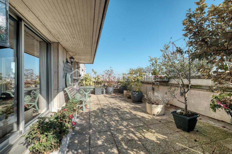 Duplex - 93 m² - 4 pièces