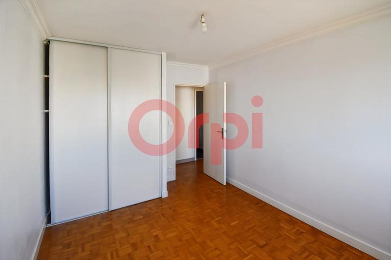 Appartement - 85 m² - 4 pièces