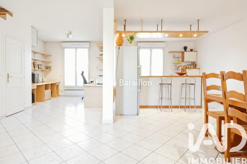 Maison - 167 m² - 8 pièces