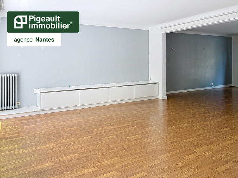 Appartement - 120 m² - 5 pièces