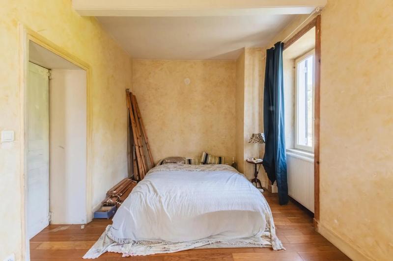 Maison - 275 m² - 7 pièces