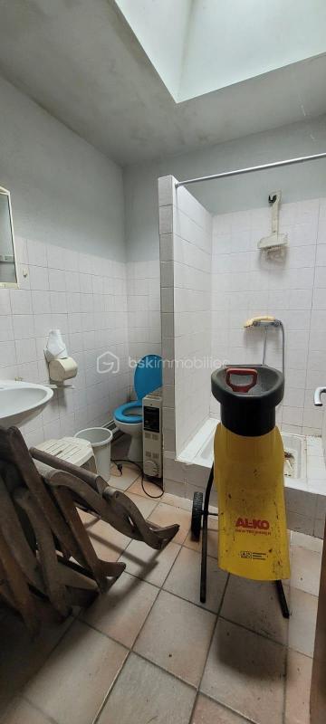 Maison - 204 m² - 8 pièces