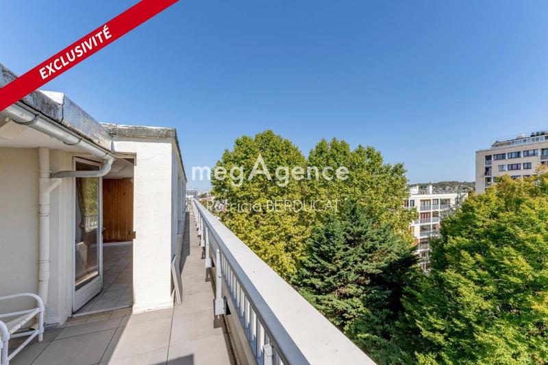 Appartement - 119 m² - 7 pièces