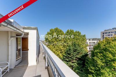 Appartement - 119 m² - 7 pièces