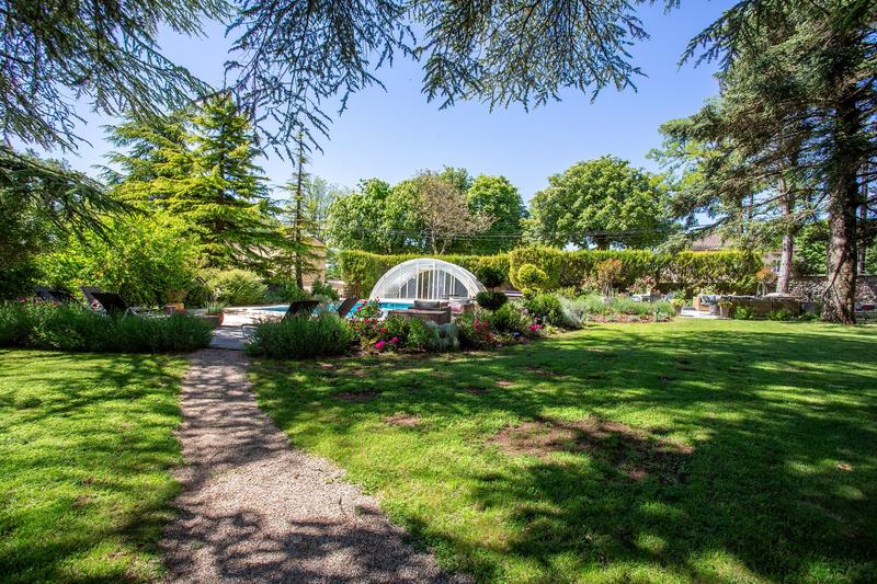 Maison de domaine - 500 m² - 15 pièces