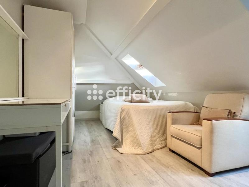 Maison - 131 m² - 7 pièces