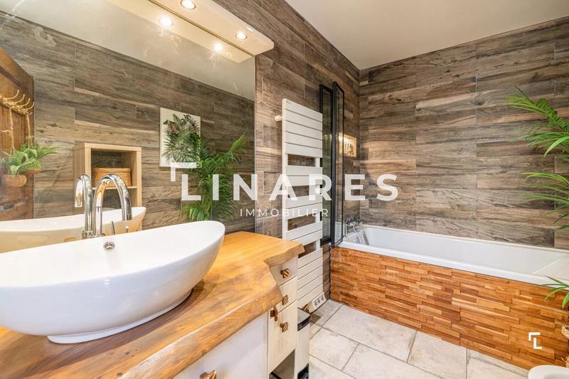 Villa - 176 m² - 5 pièces