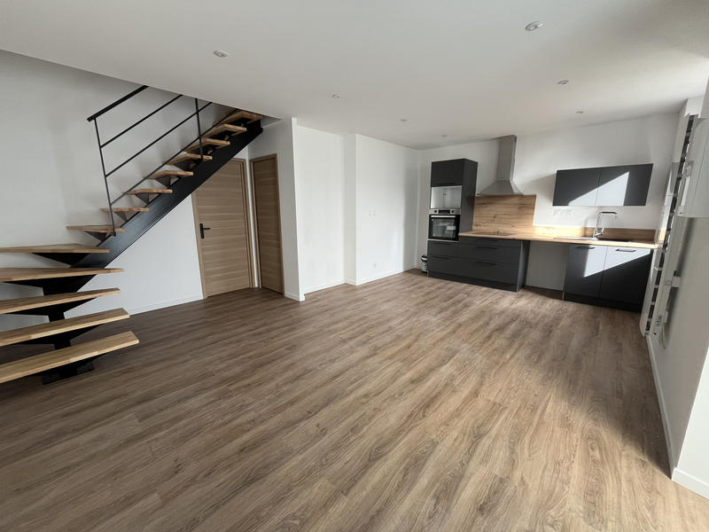 Appartement - 80 m² - 4 pièces