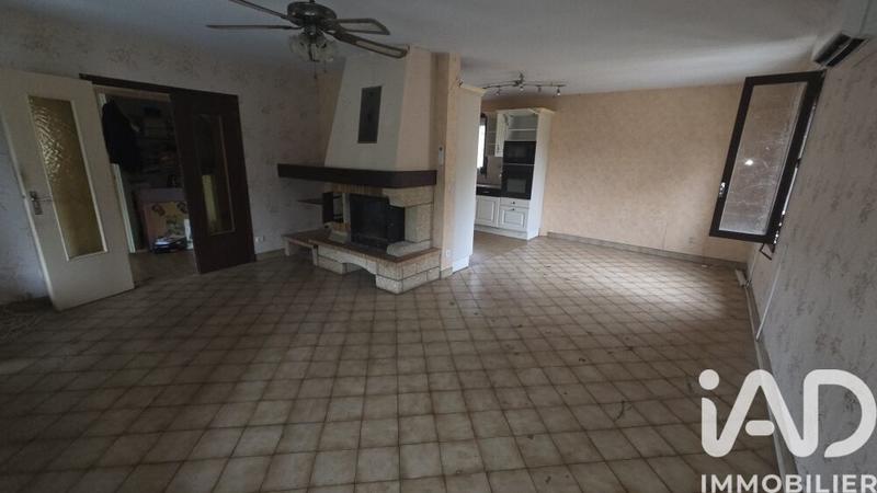 Maison - 211 m² - 11 pièces