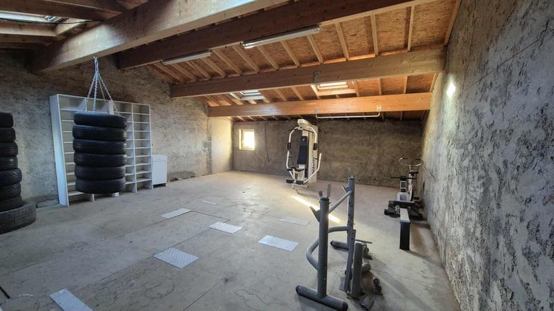 Maison - 100 m² - 2 pièces