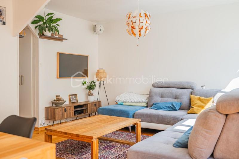 Appartement - 90 m² - 4 pièces