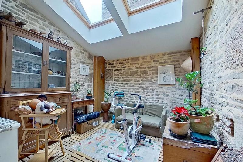 Maison - 199 m² - 5 pièces