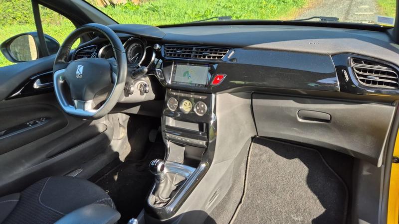 Ds Ds 3 1.2 PureTech 110 So Chic - Entretien constructeur