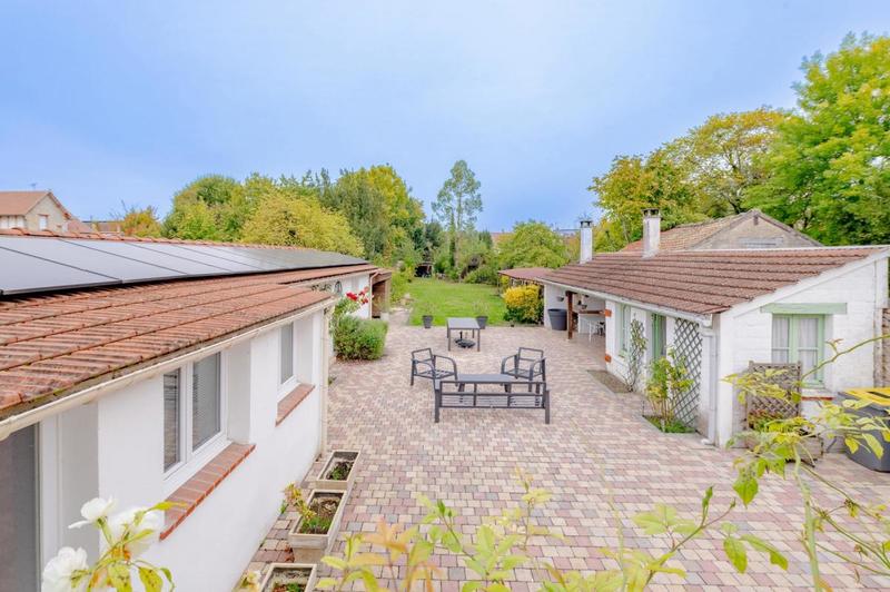 Maison - 190 m² - 7 pièces