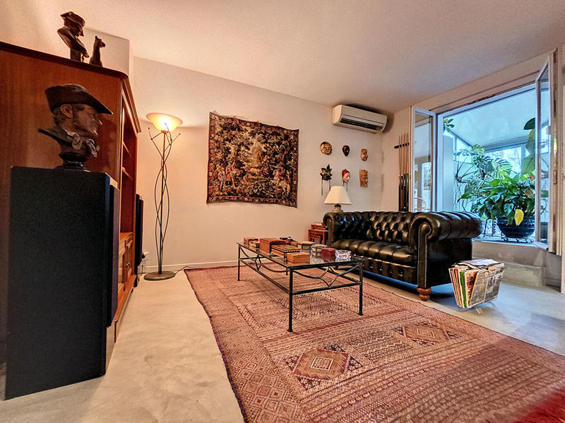 Maison - 200 m² - 6 pièces