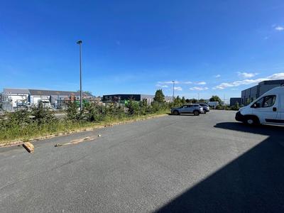Local d'activité / Entrepôt - 150 m²