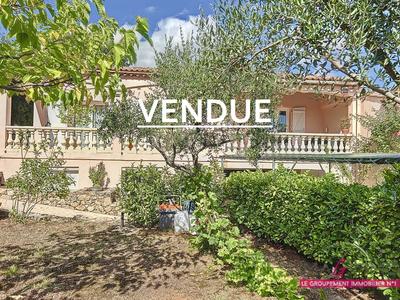 Villa - 171 m² - 8 pièces
