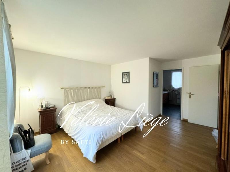 Maison - 157 m² - 7 pièces