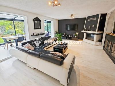 Maison - 108 m² - 6 pièces