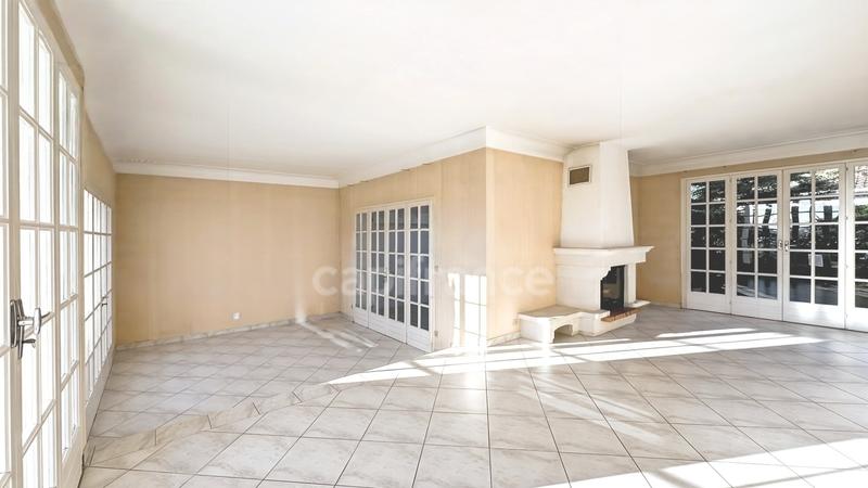 Maison - 102 m² - 4 pièces