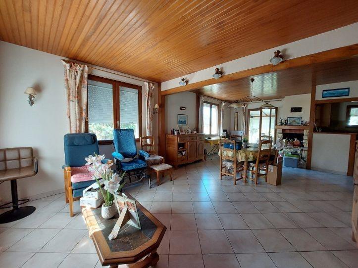 Maison - 122 m² - 6 pièces