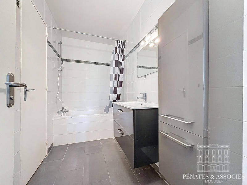 Appartement - 59 m² - 3 pièces