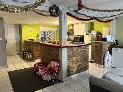 Appartement - 135 m² - 7 pièces