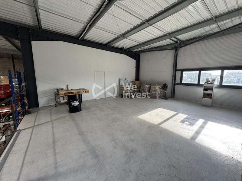 Entrepôt - 138 m²